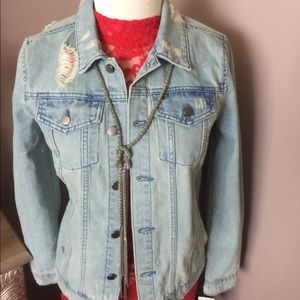 Jaywalker denim jacket NWT ripped style